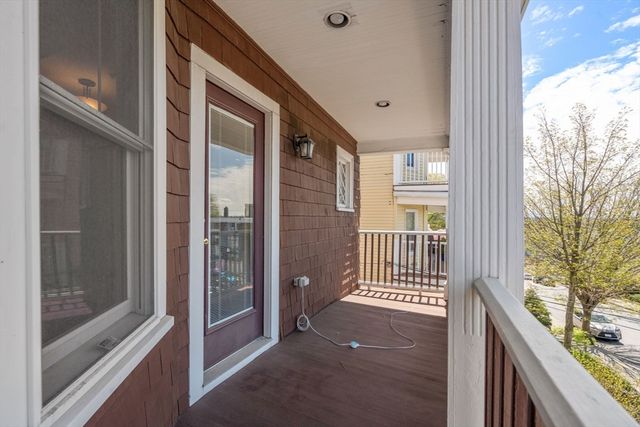 59 Craigie St 2, Somerville, MA 02143