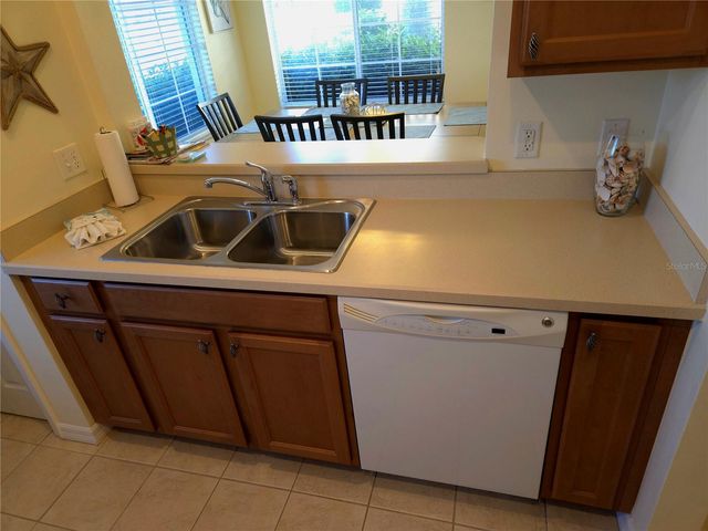 3511 45TH TER W 108, Bradenton, FL 34210