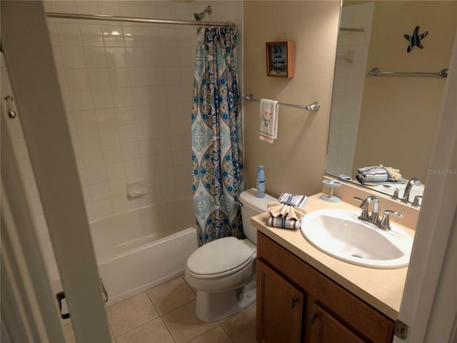 3511 45TH TER W 108, Bradenton, FL 34210