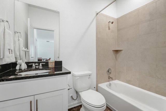 5804 Swedish Farms TER, Del Valle, TX 78617