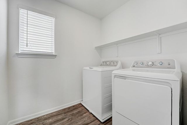 5804 Swedish Farms TER, Del Valle, TX 78617