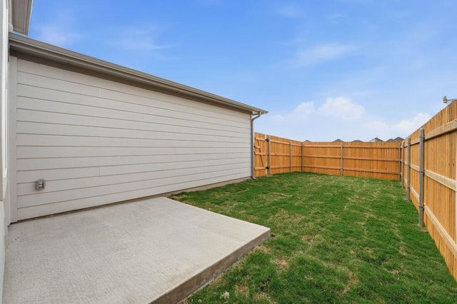 5804 Swedish Farms TER, Del Valle, TX 78617