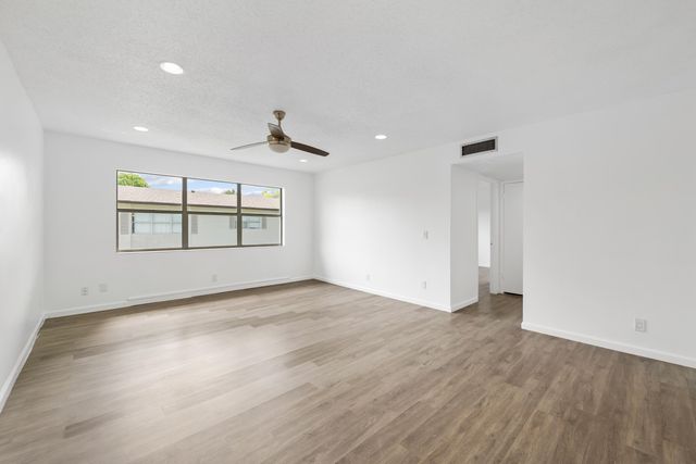 600 SE 2ND Avenue K22, Deerfield Beach, FL 33441