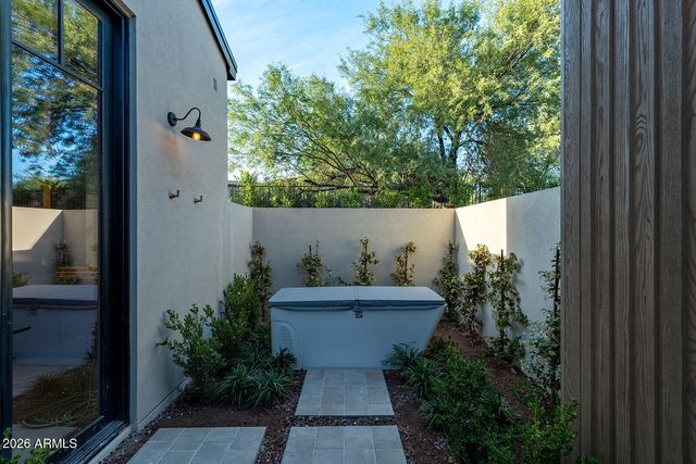 6032 N PALO CRISTI Road, Paradise Valley, AZ 85253
