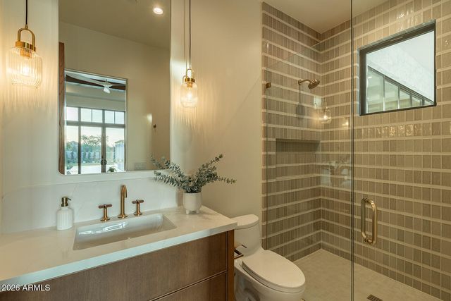 6032 N PALO CRISTI Road, Paradise Valley, AZ 85253