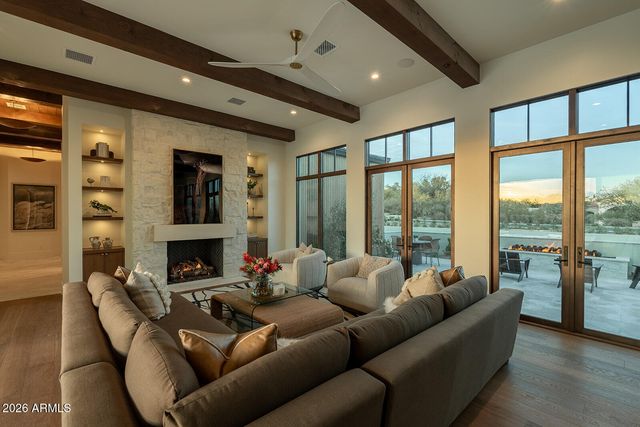 6032 N PALO CRISTI Road, Paradise Valley, AZ 85253