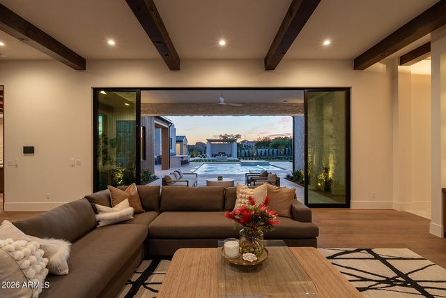 6032 N PALO CRISTI Road, Paradise Valley, AZ 85253