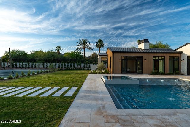 6032 N PALO CRISTI Road, Paradise Valley, AZ 85253