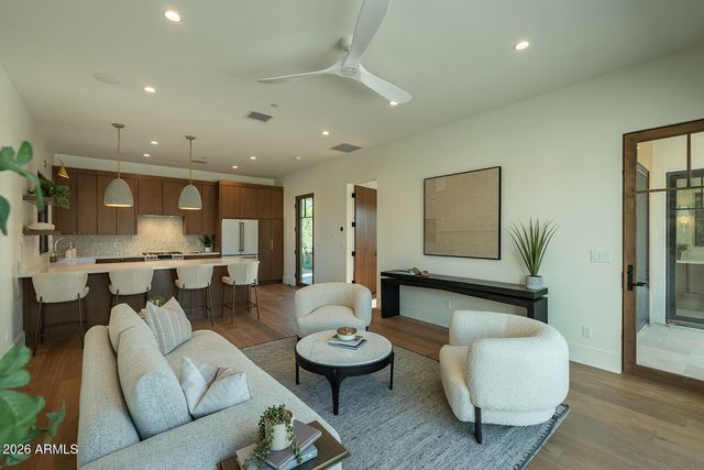 6032 N PALO CRISTI Road, Paradise Valley, AZ 85253