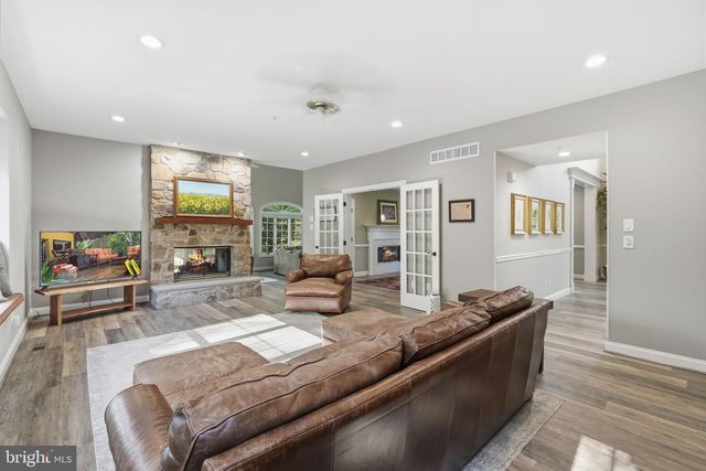 195 CARNOUSTIE WAY, Media, PA 19063