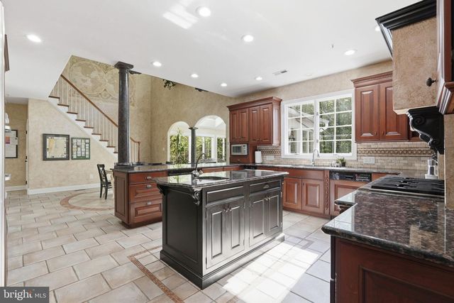 195 CARNOUSTIE WAY, Media, PA 19063