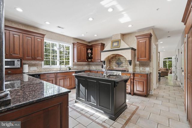 195 CARNOUSTIE WAY, Media, PA 19063