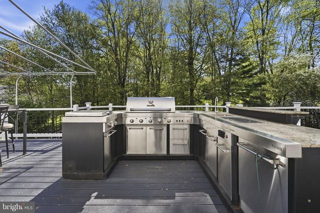195 CARNOUSTIE WAY, Media, PA 19063