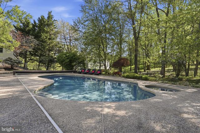 195 CARNOUSTIE WAY, Media, PA 19063