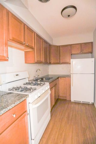 2828 N Cambridge Avenue 410, Chicago, IL 60657