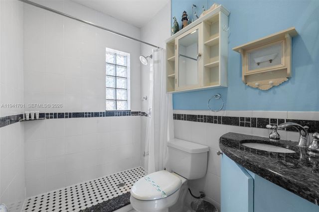 1908 N Ocean Drive 13A, Hollywood, FL 33019