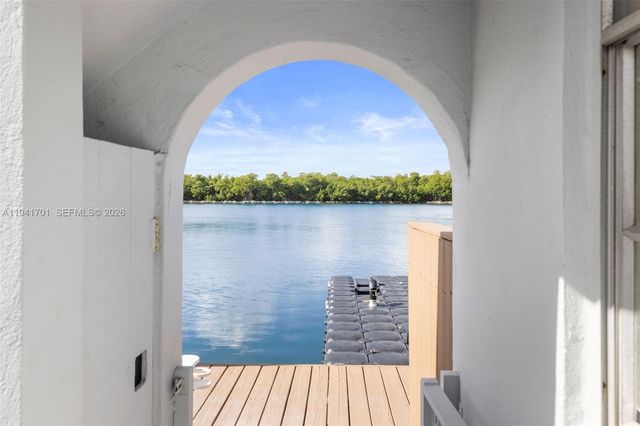 1908 N Ocean Drive 13A, Hollywood, FL 33019