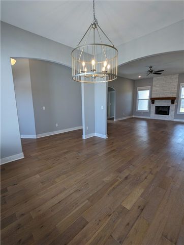 523 N Greylag Way, Farmington, AR 72730
