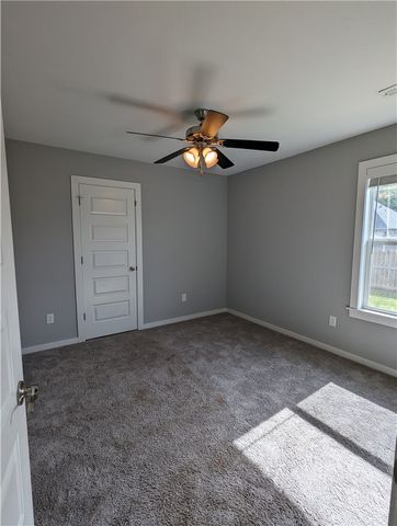 523 N Greylag Way, Farmington, AR 72730
