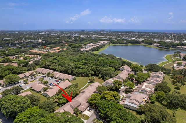 471 Ashwood Place, Boca Raton, FL 33431