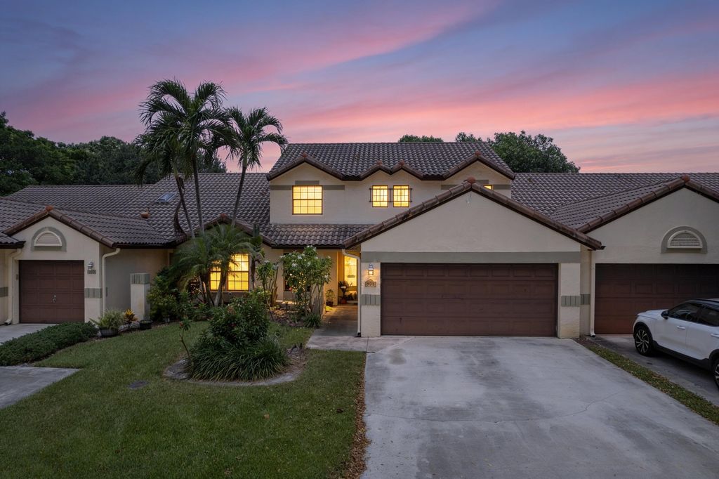 471 Ashwood Place, Boca Raton, FL 33431