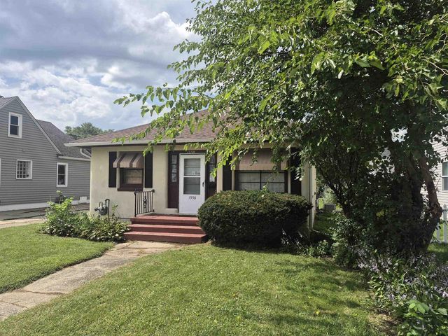 1338 Center Avenue, Janesville, WI 53546