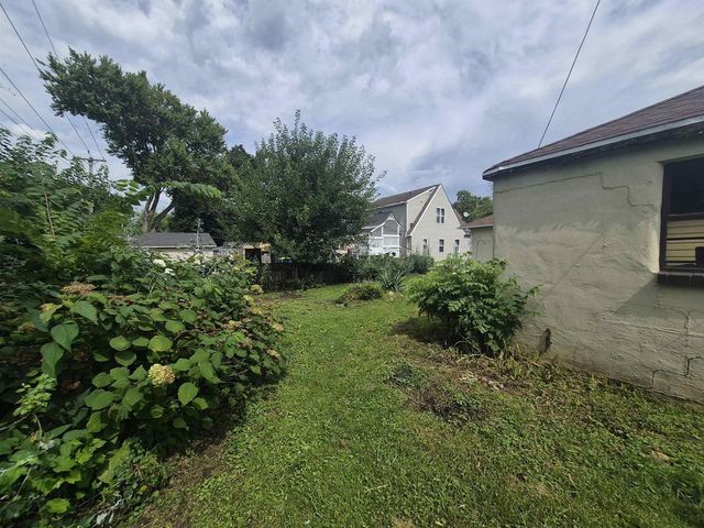1338 Center Avenue, Janesville, WI 53546