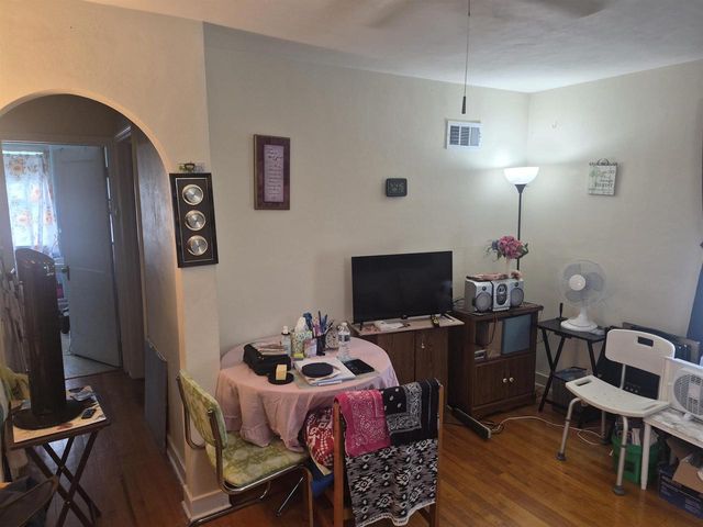 1338 Center Avenue, Janesville, WI 53546