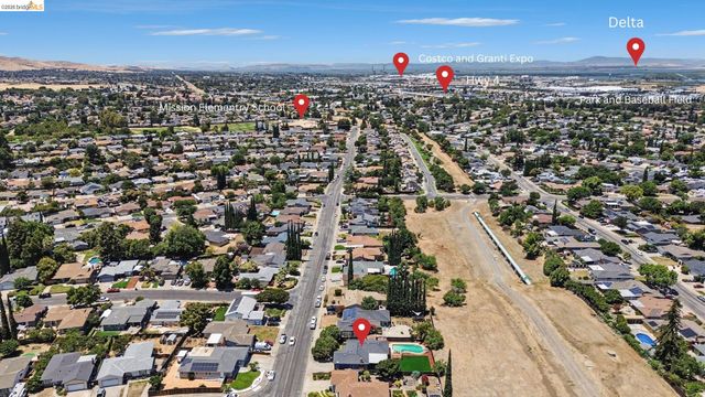 1126 Mission Dr, Antioch, CA 94509