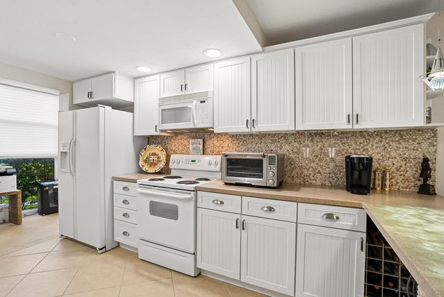 2000 S Ocean Lane 2, Fort Lauderdale, FL 33316