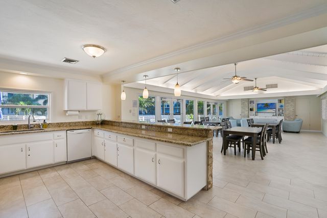 2000 S Ocean Lane 2, Fort Lauderdale, FL 33316