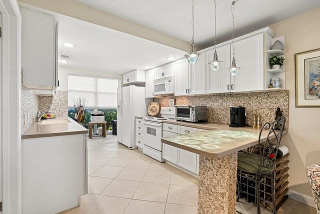 2000 S Ocean Lane 2, Fort Lauderdale, FL 33316