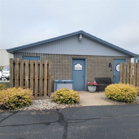 18 Wharfside, Grand Haven, MI 49417