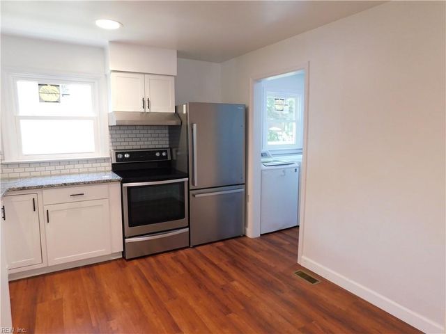 810 W 34th ST, Norfolk, VA 23508