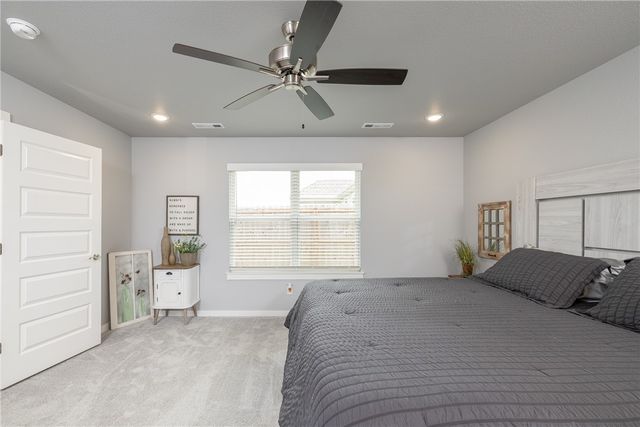 4266 W Cactus Place, Fayetteville, AR 72704