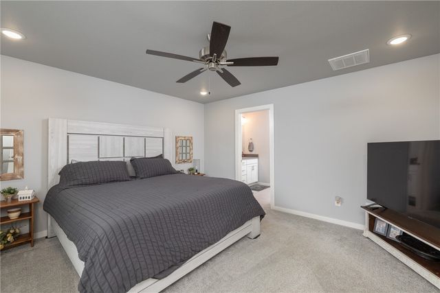 4266 W Cactus Place, Fayetteville, AR 72704