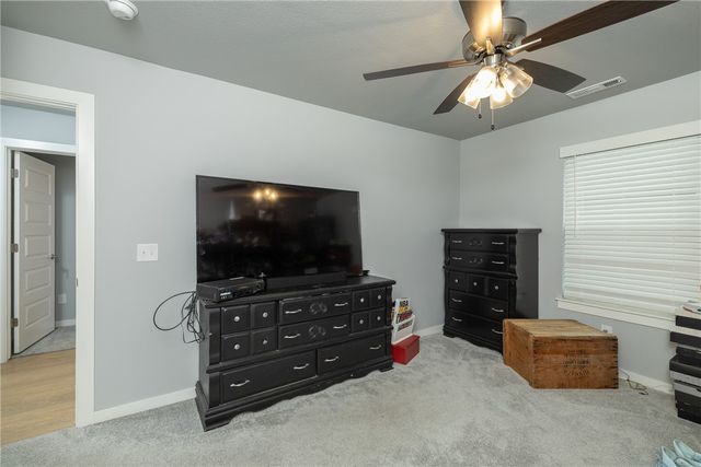 4266 W Cactus Place, Fayetteville, AR 72704