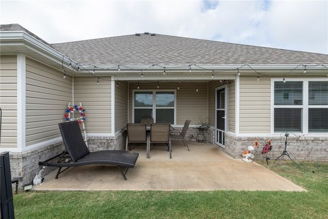 4266 W Cactus Place, Fayetteville, AR 72704