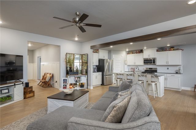 4266 W Cactus Place, Fayetteville, AR 72704