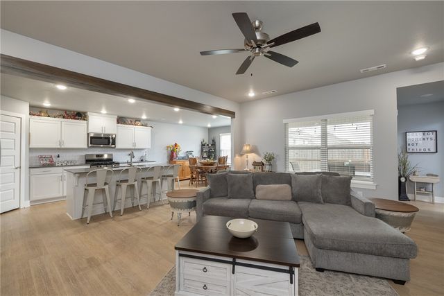 4266 W Cactus Place, Fayetteville, AR 72704