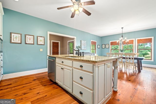 425 Oak Grove Road, Athens, GA 30607
