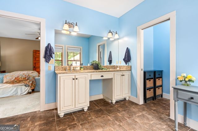 425 Oak Grove Road, Athens, GA 30607