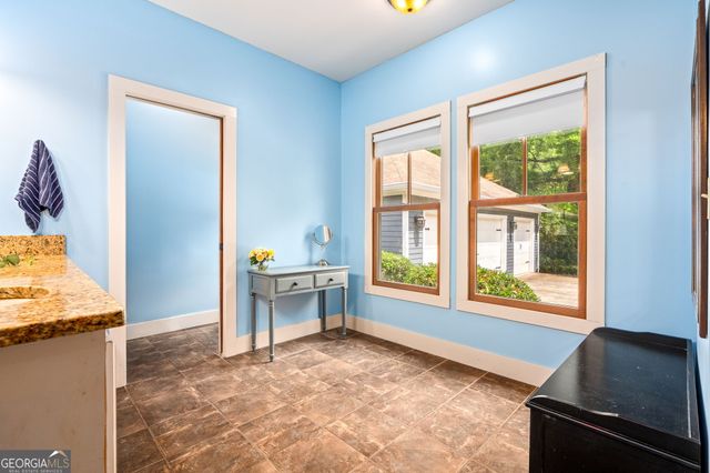 425 Oak Grove Road, Athens, GA 30607