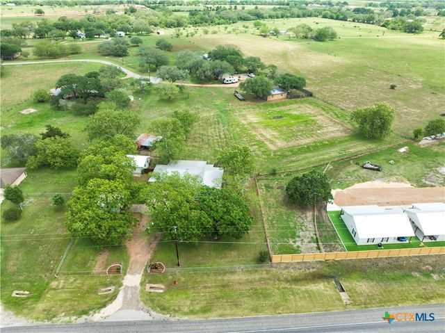 1001 US Highway 77 N, Hallettsville, TX 77964