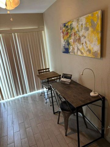 7318 Dearborn Street B, Houston, TX 77055