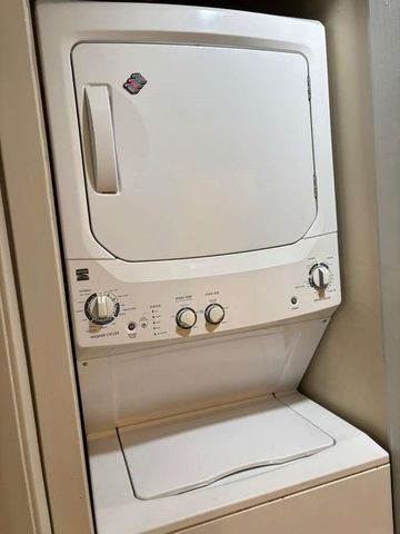 7318 Dearborn Street B, Houston, TX 77055