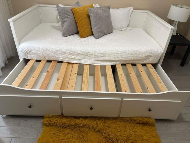 7318 Dearborn Street B, Houston, TX 77055