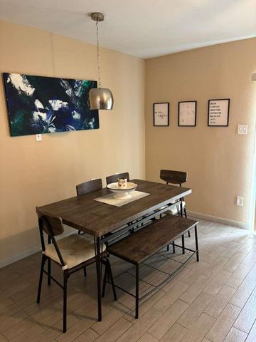 7318 Dearborn Street B, Houston, TX 77055