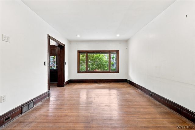 304 West Delavan Avenue, Buffalo, NY 14213