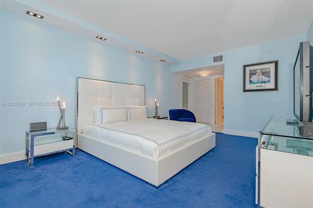 2301 Collins Avenue 1506, Miami Beach, FL 33139